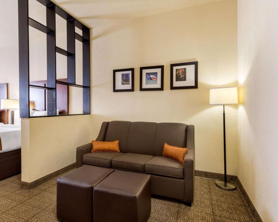 Comfort Suites Near Nasa - Clear Lake Webster Eksteriør billede