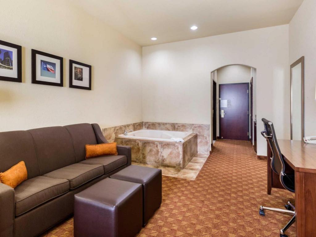 Comfort Suites Near Nasa - Clear Lake Webster Eksteriør billede